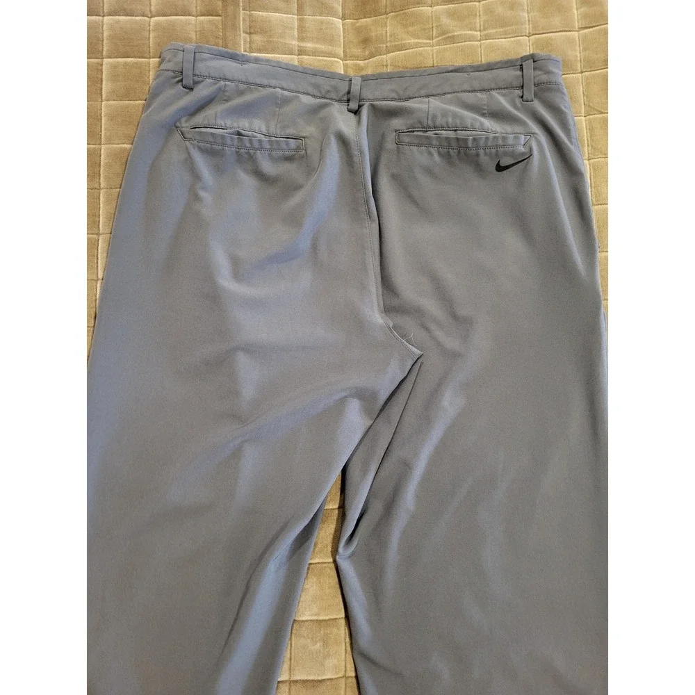 NIKE GOLF Mens Size 34x32 Standard Fit Stretch Performance Pants Gray 833194-021